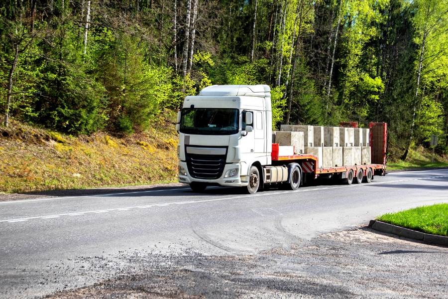 Koszt transportu niskopodwoziowego we Wrocławiu Cena transportu niskopodwoziowego we Wrocławiu