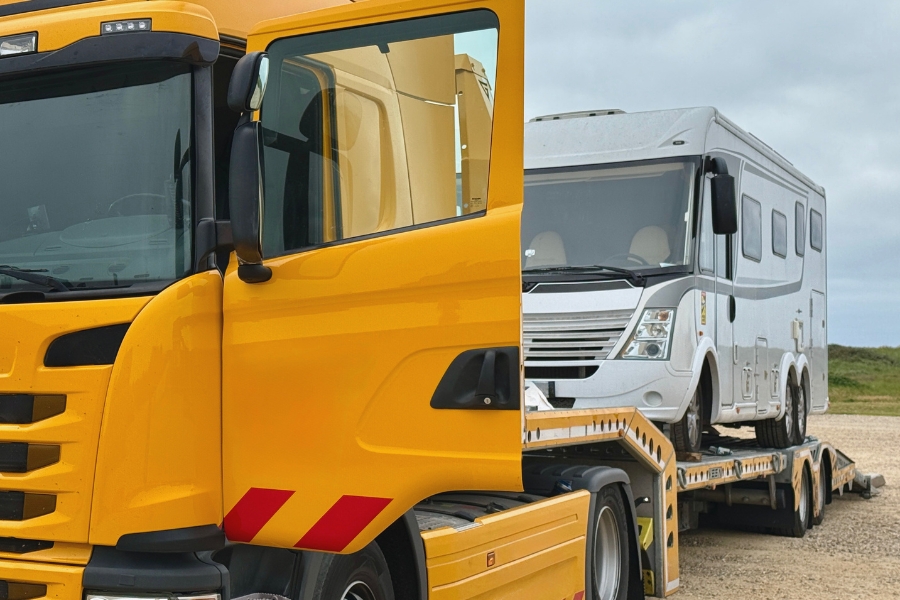 Transport niskopodwoziowy na autostradzie A4